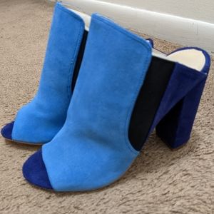 Women's size 7 Blue Suede shoes
